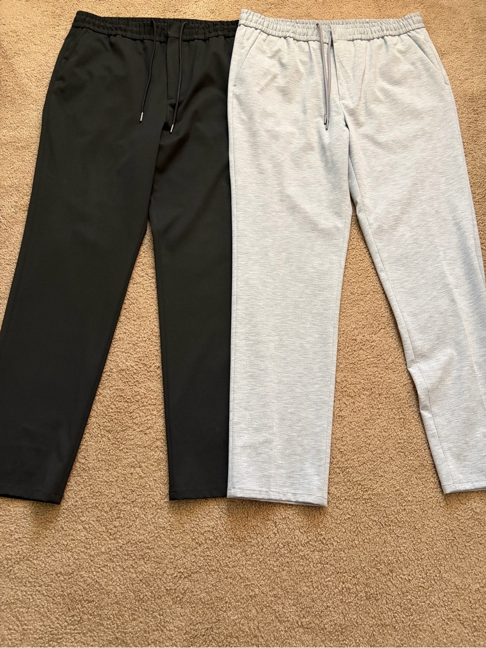 Apt. 9 Men Pull-On Joggers in Black & Light Gray